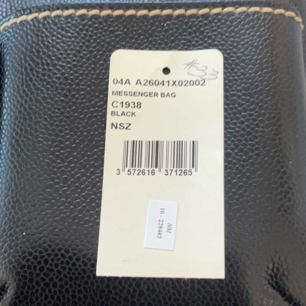 AUTH CHANEL BLACK BAG CAVIAR LEATHER STUNNING